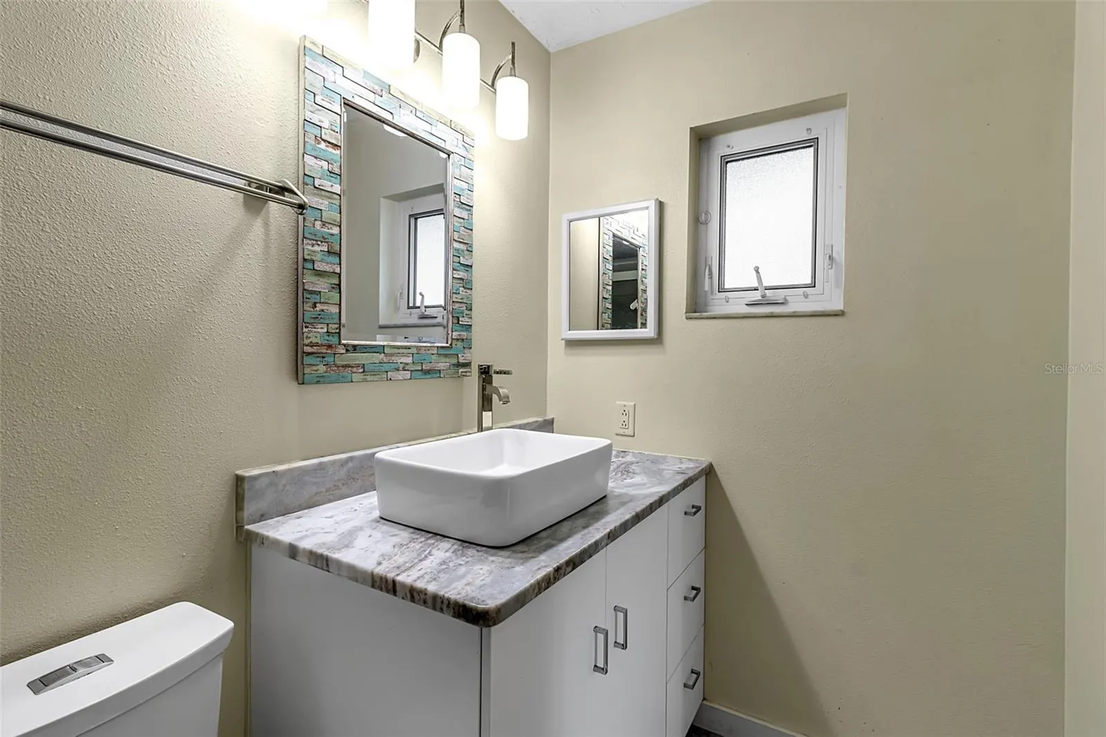 155 MIMOSA CIR