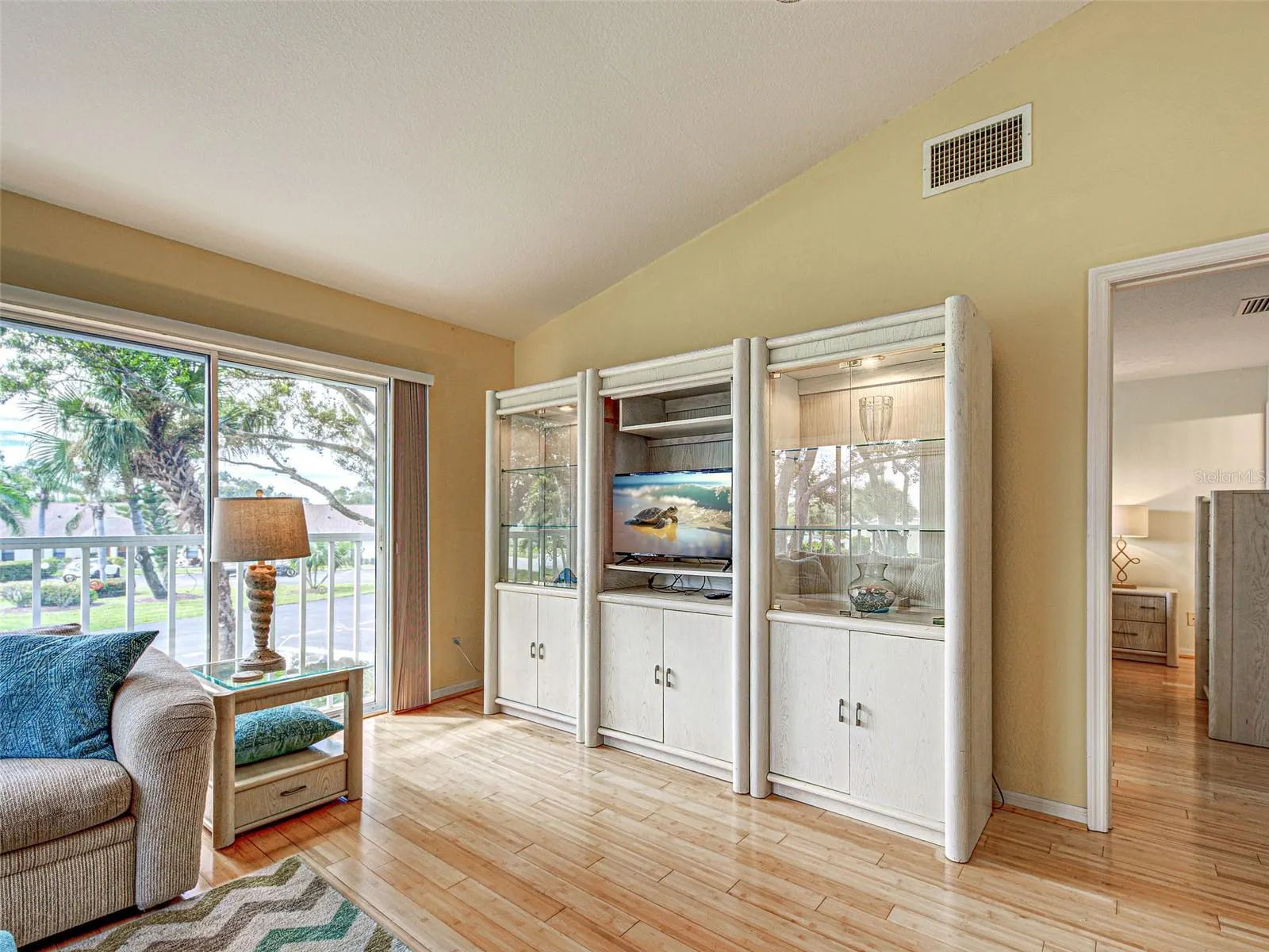 1041 CAPRI ISLES BLVD #232, #232