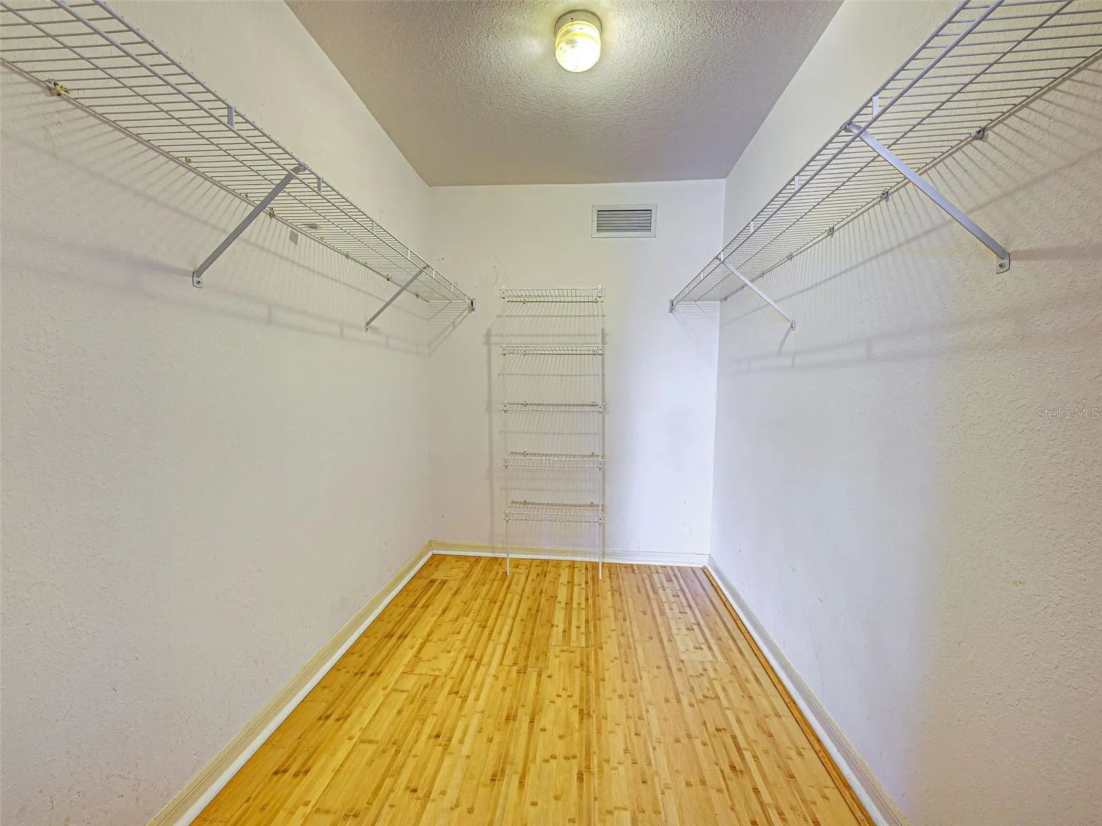 1041 CAPRI ISLES BLVD #232, #232