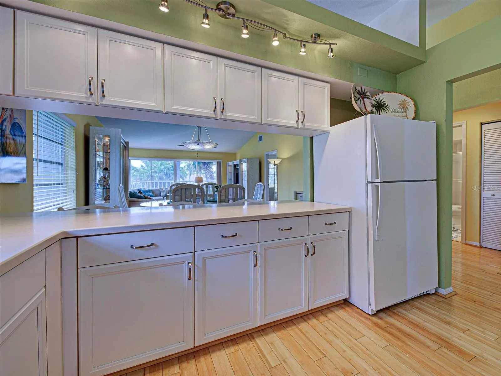 1041 CAPRI ISLES BLVD #232, #232