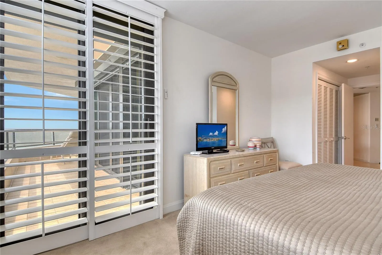 575 SANCTUARY DR #A404, #A404