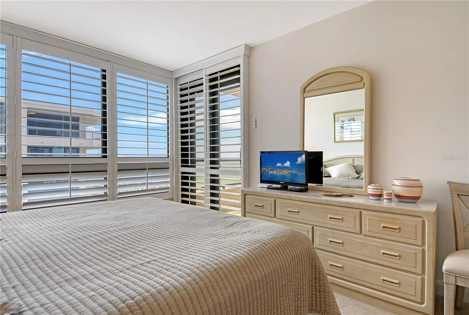 575 SANCTUARY DR #A404, #A404