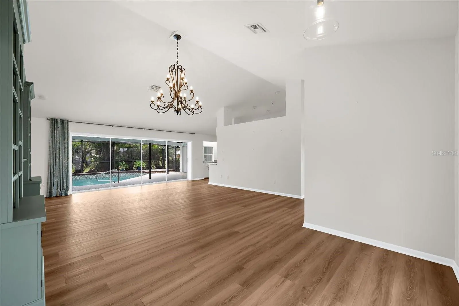 218 BRANDYWINE CIRCLE