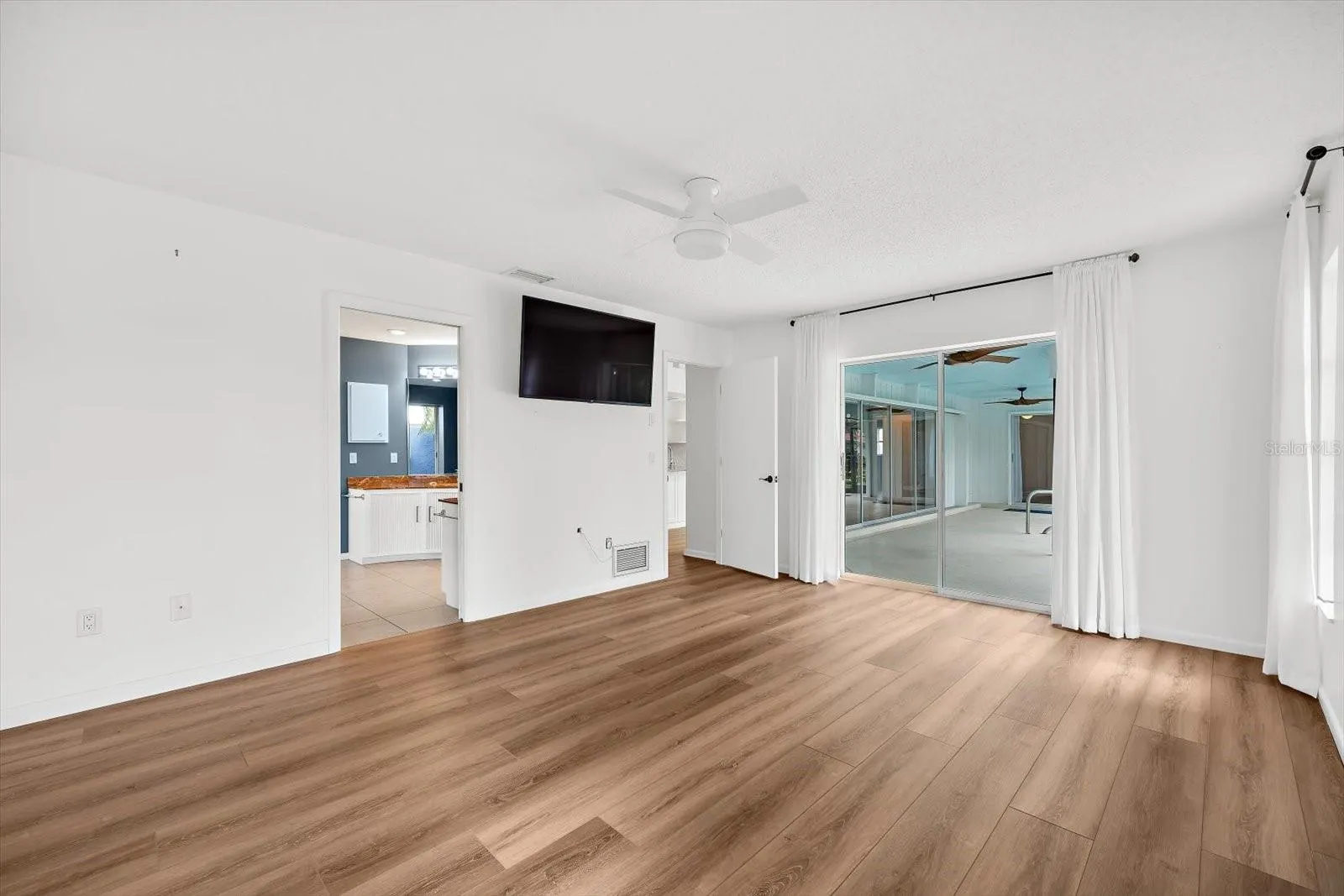 218 BRANDYWINE CIRCLE