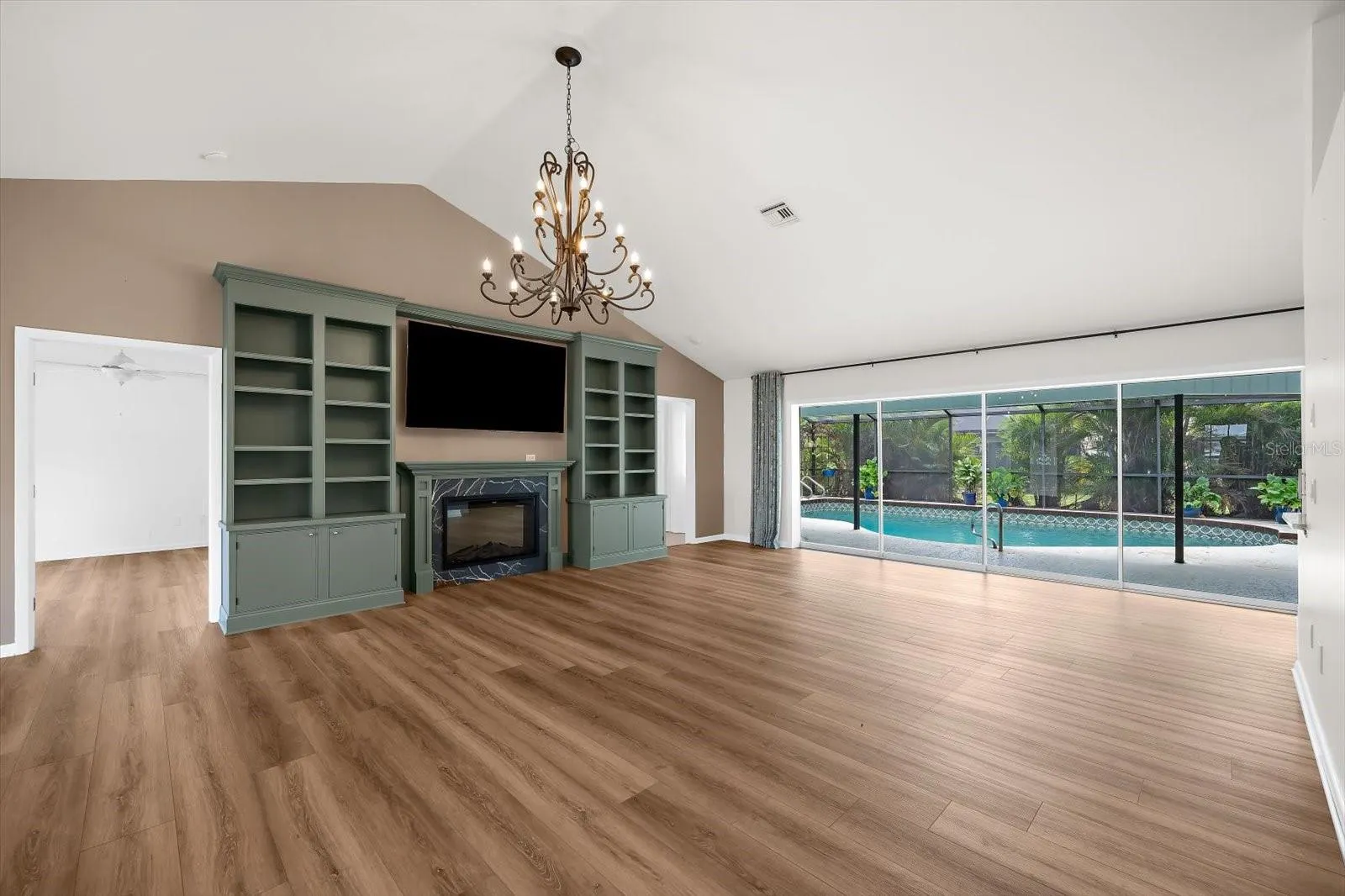 218 BRANDYWINE CIRCLE