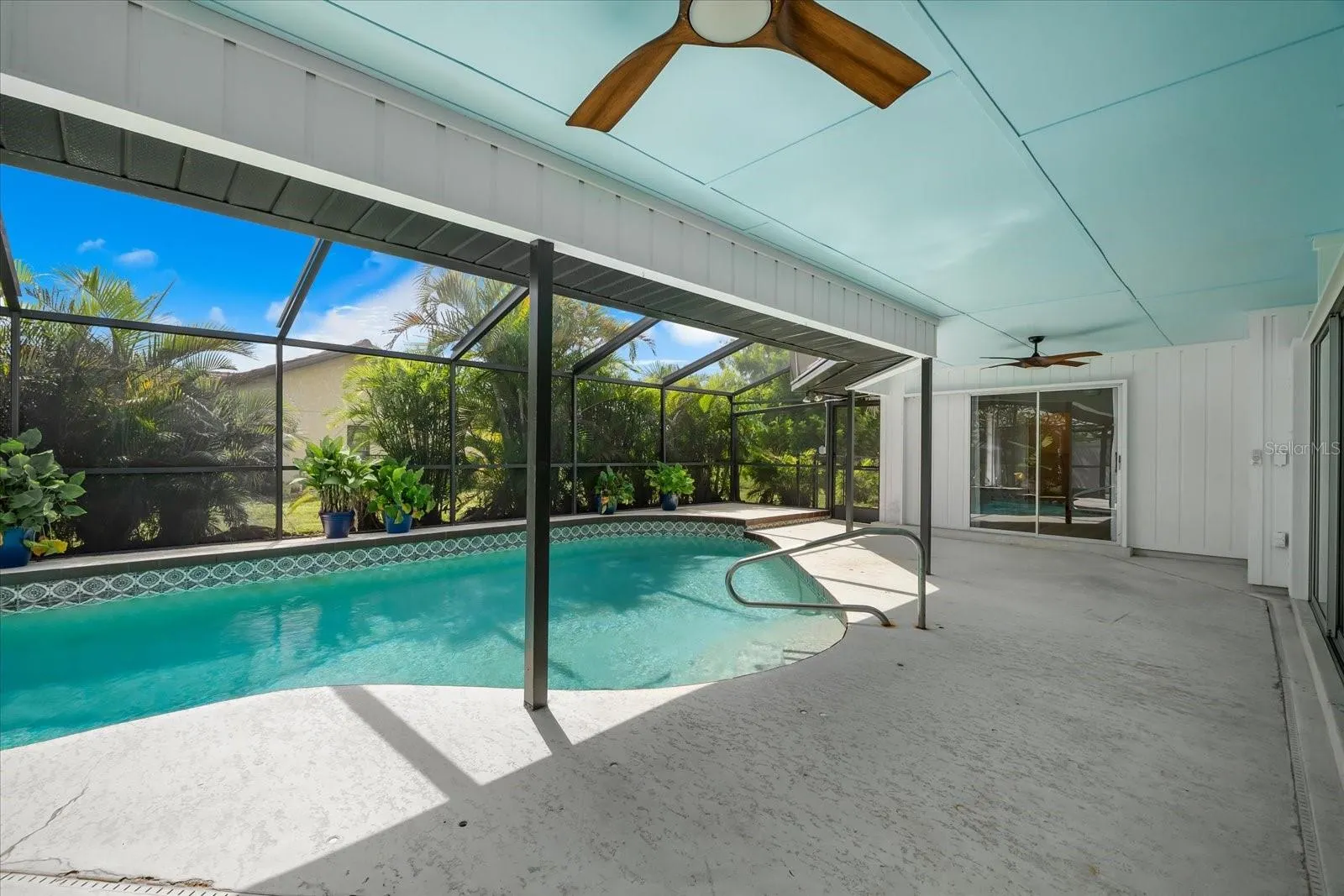 218 BRANDYWINE CIRCLE