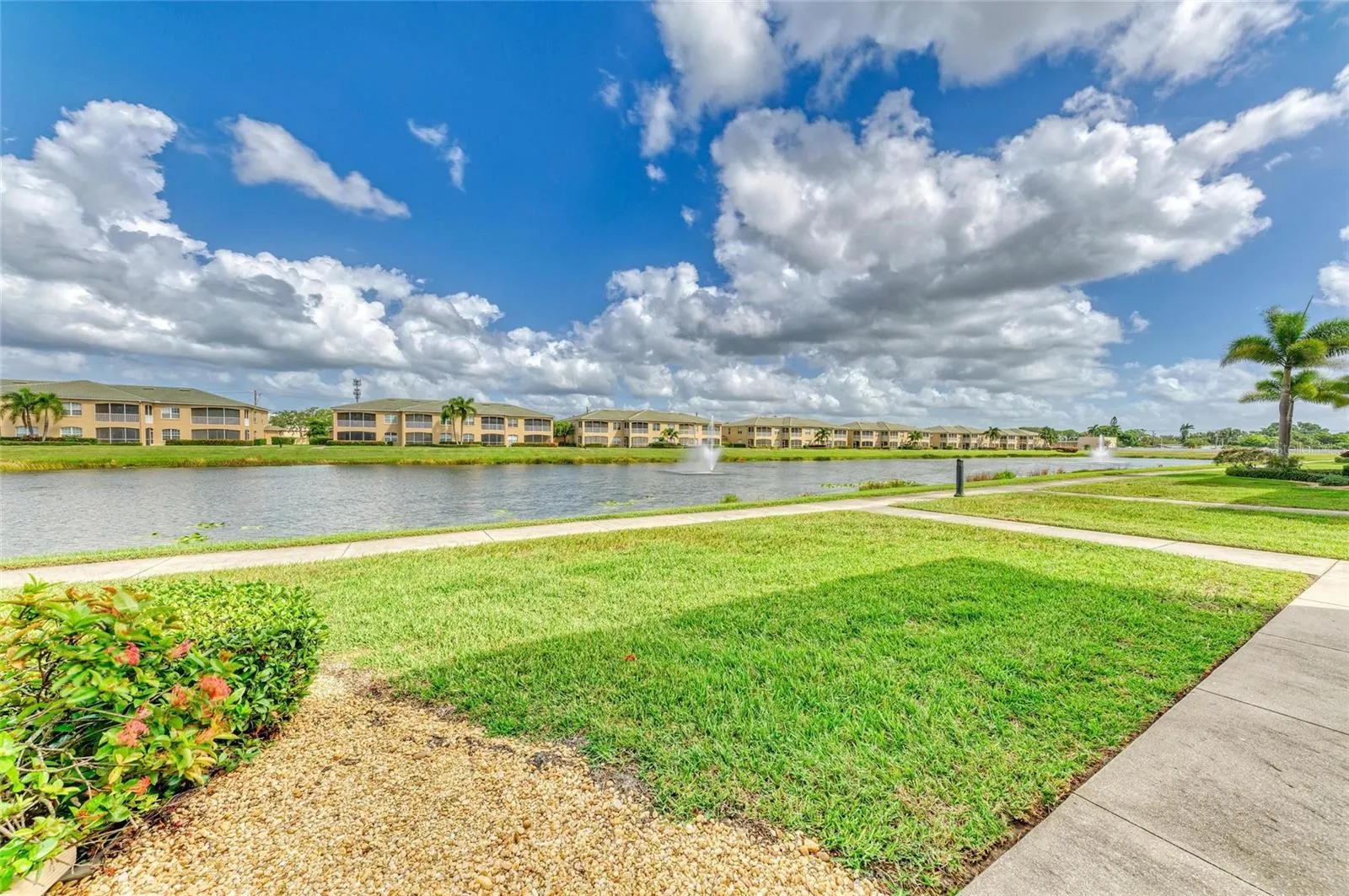 6654 7TH AVENUE CIR W #6654, #6654