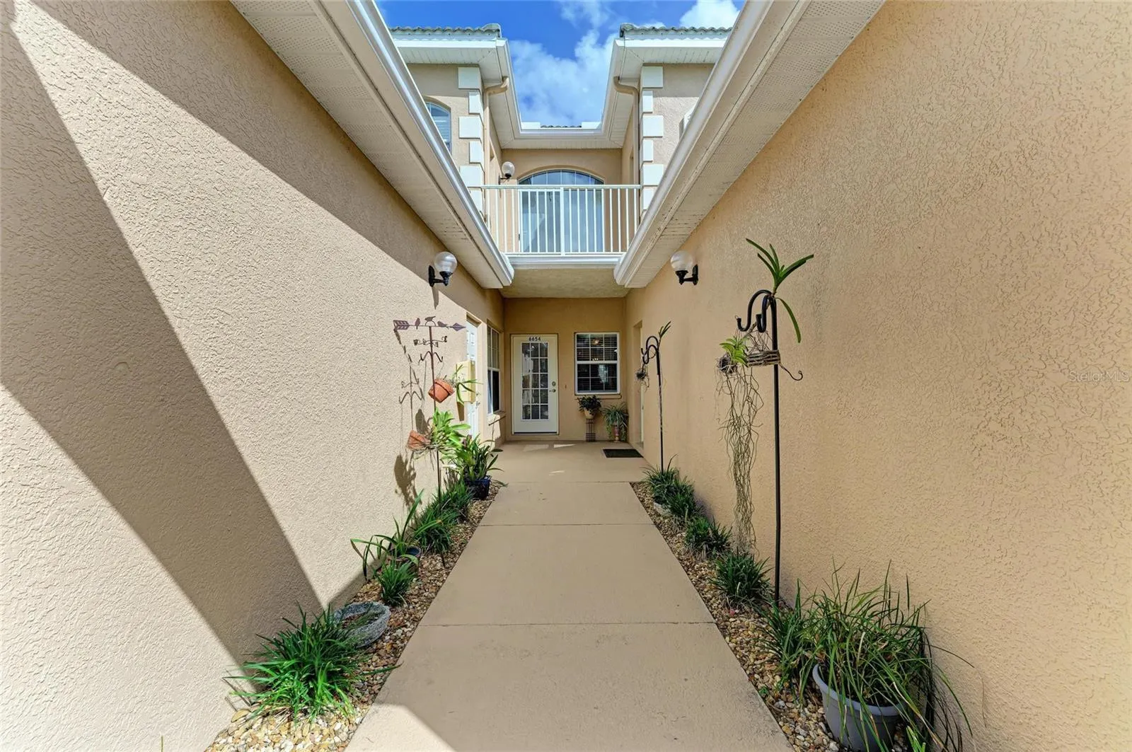 6654 7TH AVENUE CIR W #6654, #6654