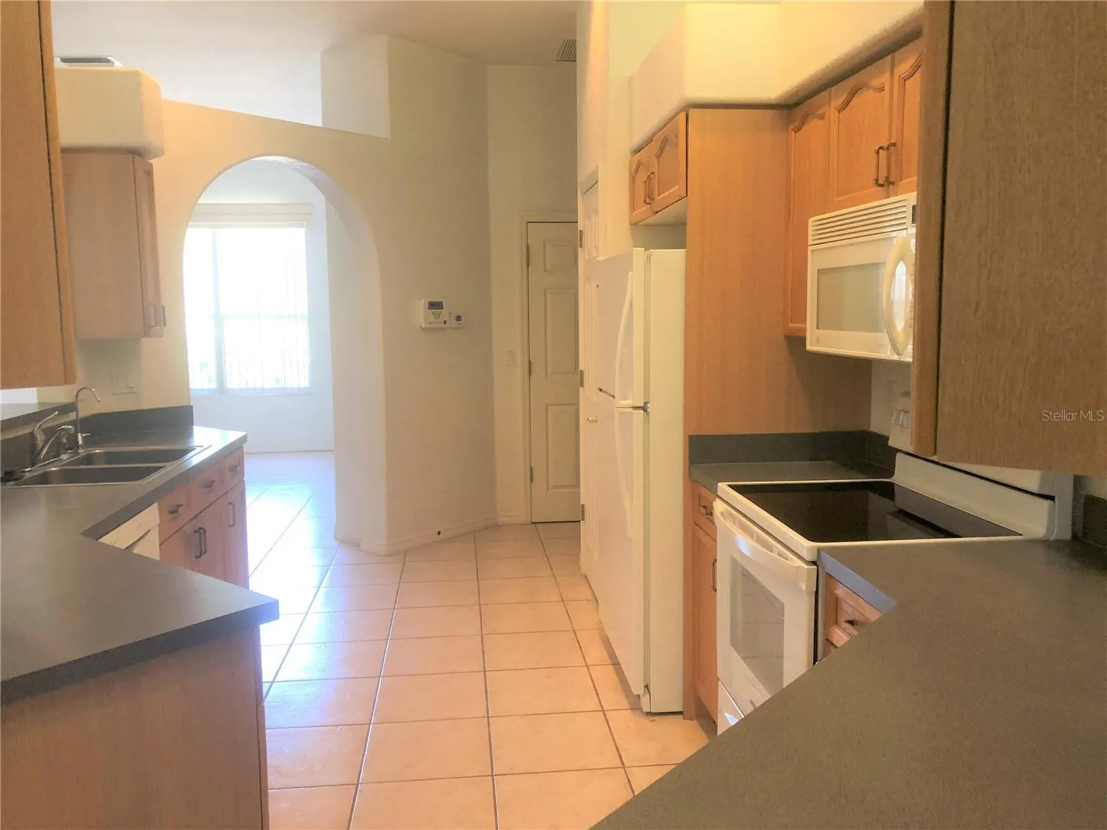 3892 CANOPY WAY