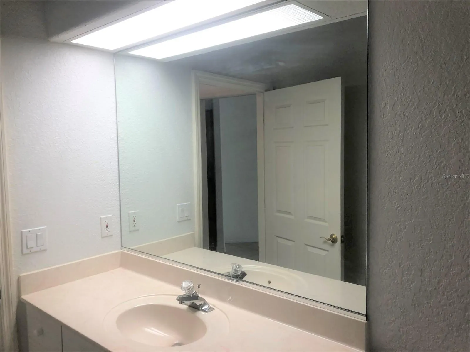 3892 CANOPY WAY