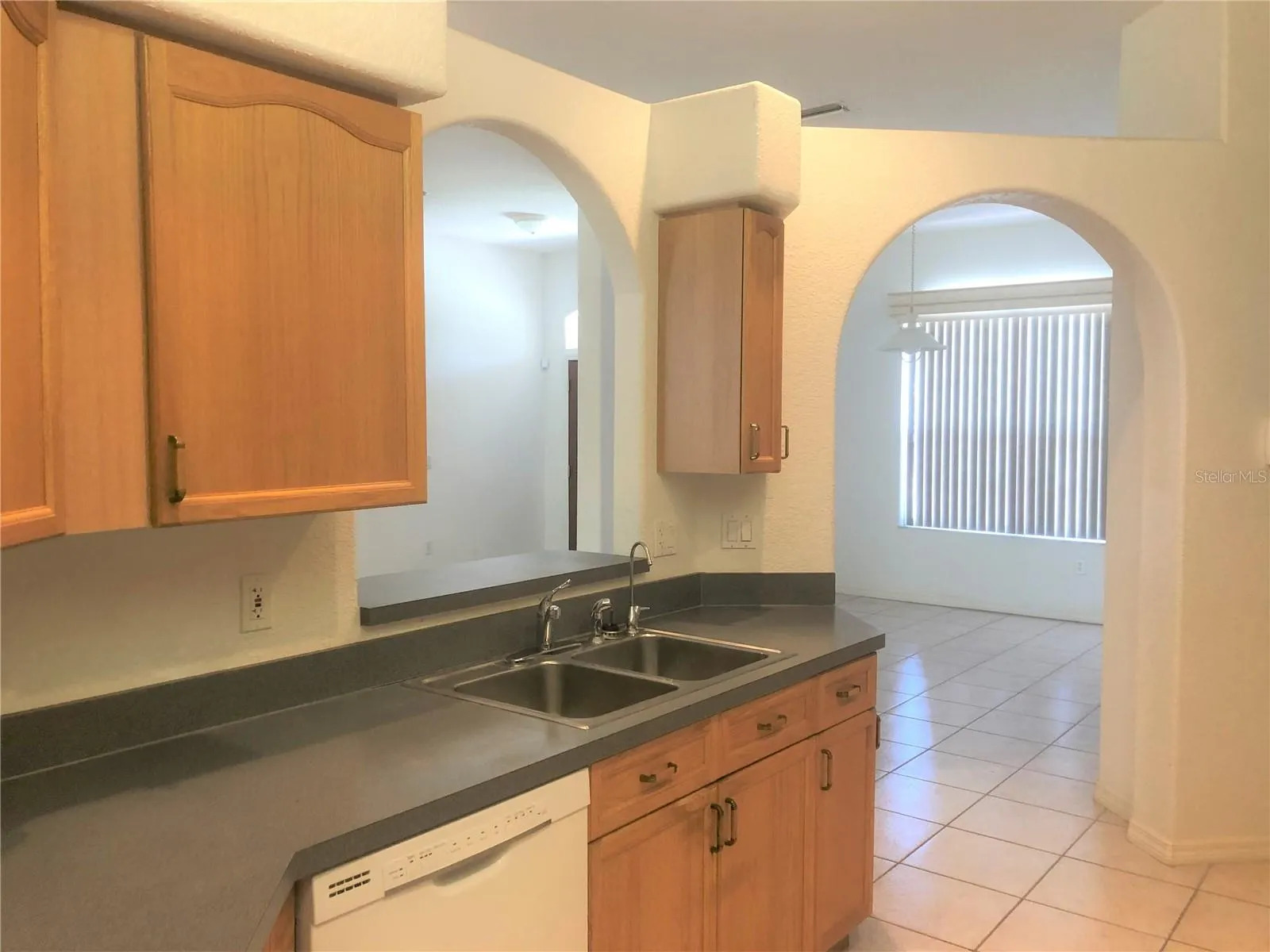 3892 CANOPY WAY