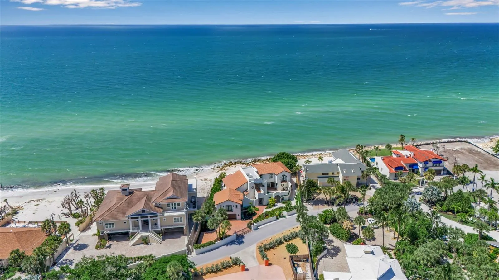 121 N CASEY KEY RD