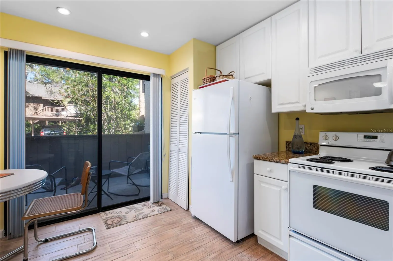 1680 BROOKHOUSE CIR #110, #110