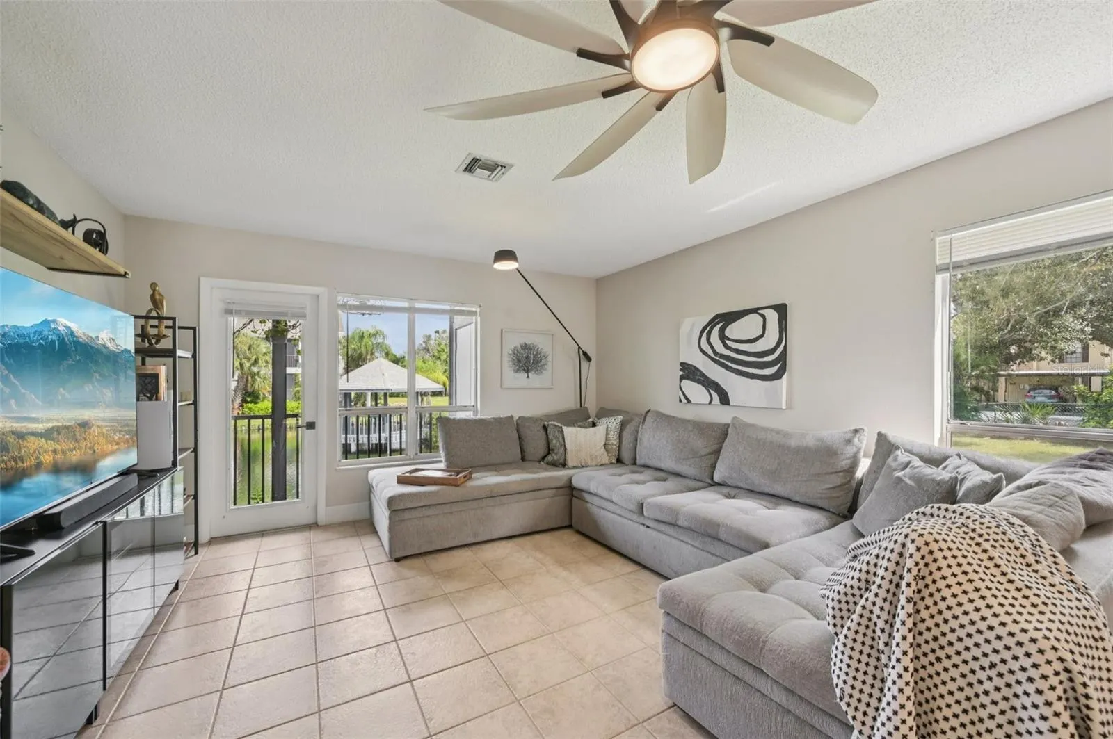 251 FENWICK DR #1, #1