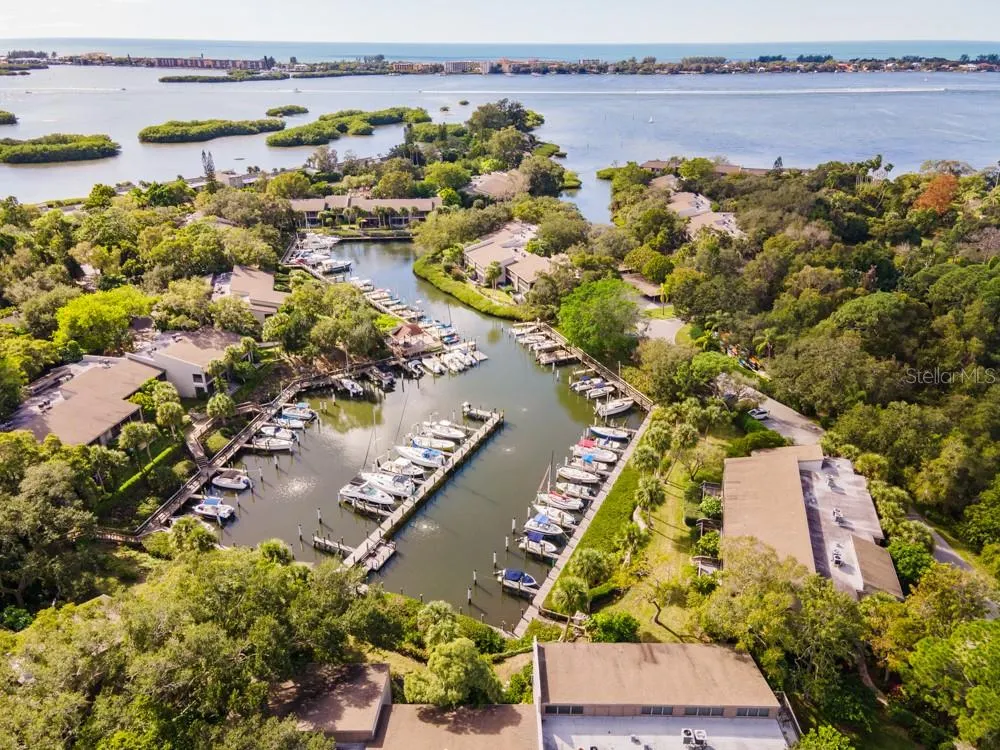 1711 PELICAN COVE RD #443, #443