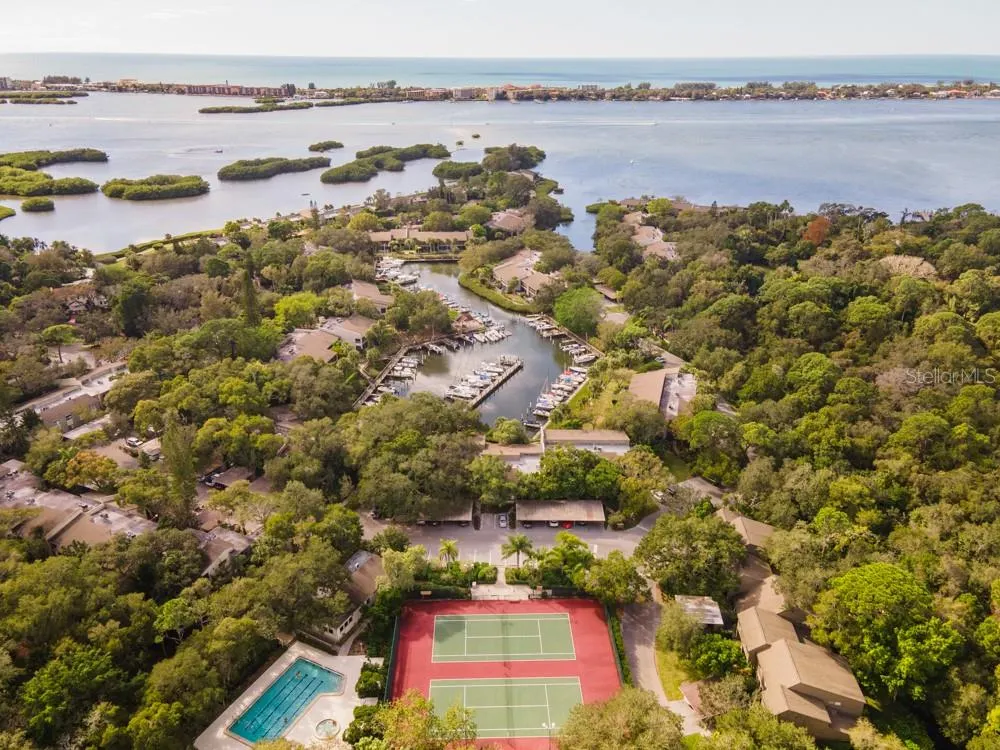 1711 PELICAN COVE RD #443, #443
