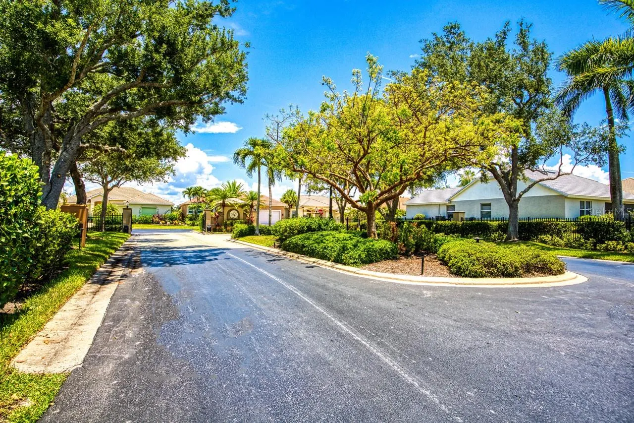 8516 SOUTHWIND BAY CIR