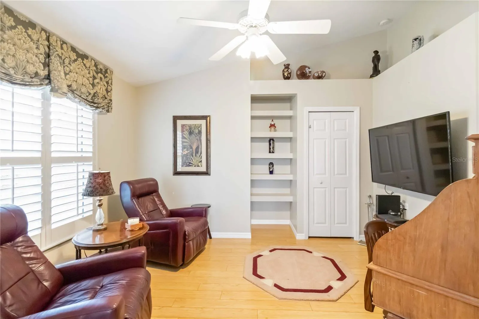4161 FAIRWAY DR