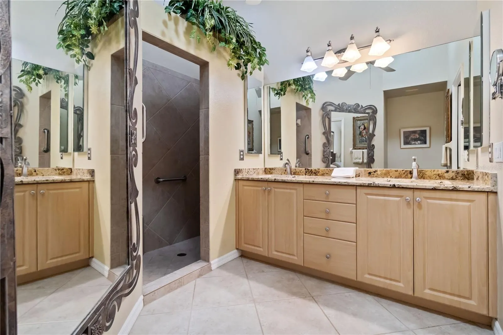 4161 FAIRWAY DR