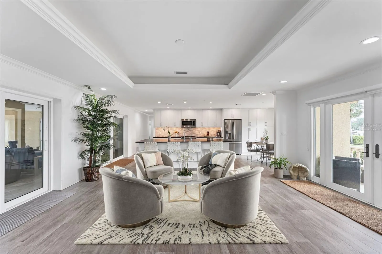312 YACHT HARBOR DR