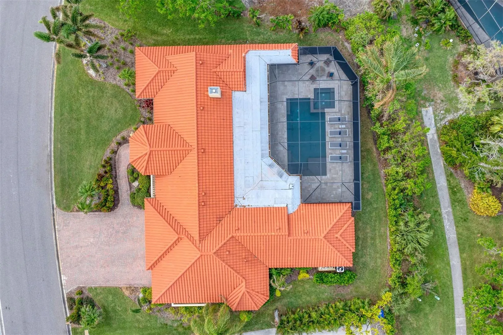 312 YACHT HARBOR DR