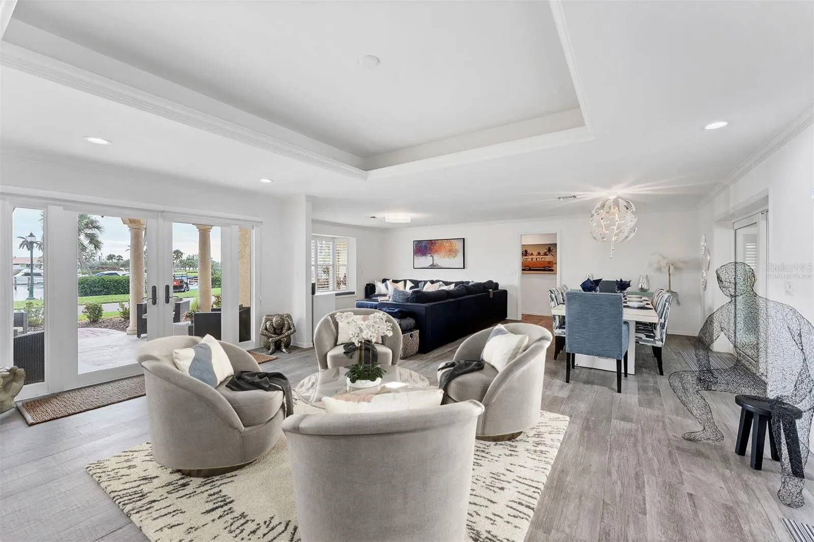 312 YACHT HARBOR DR