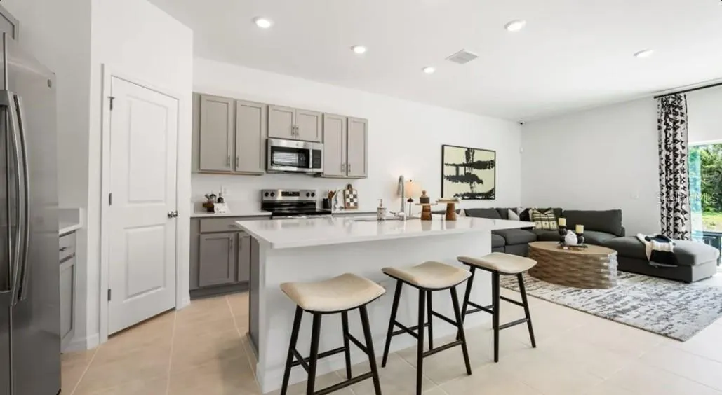 10705 ECLIPSE ST