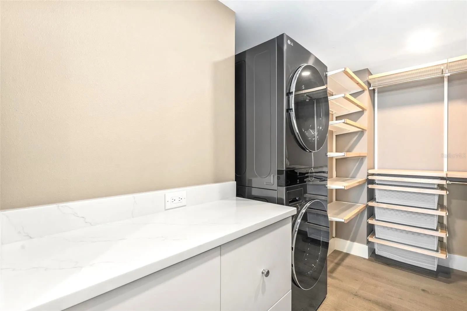 4822 OCEAN BLVD #9D, #9D