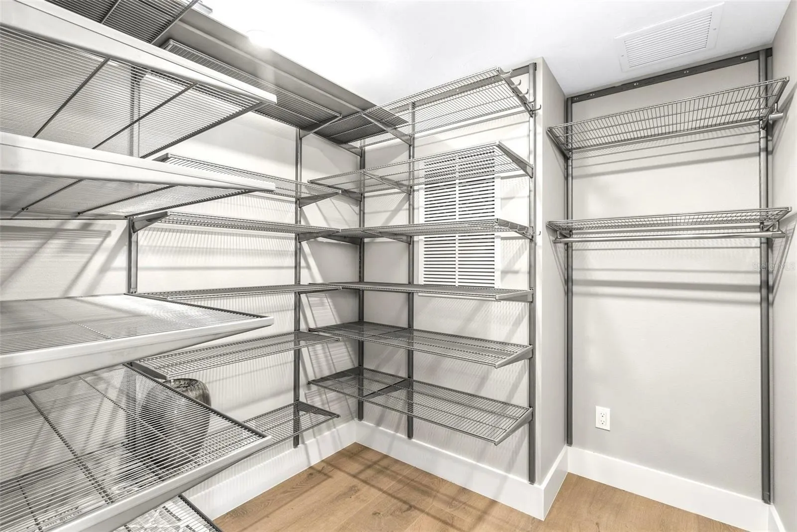 4822 OCEAN BLVD #9D, #9D