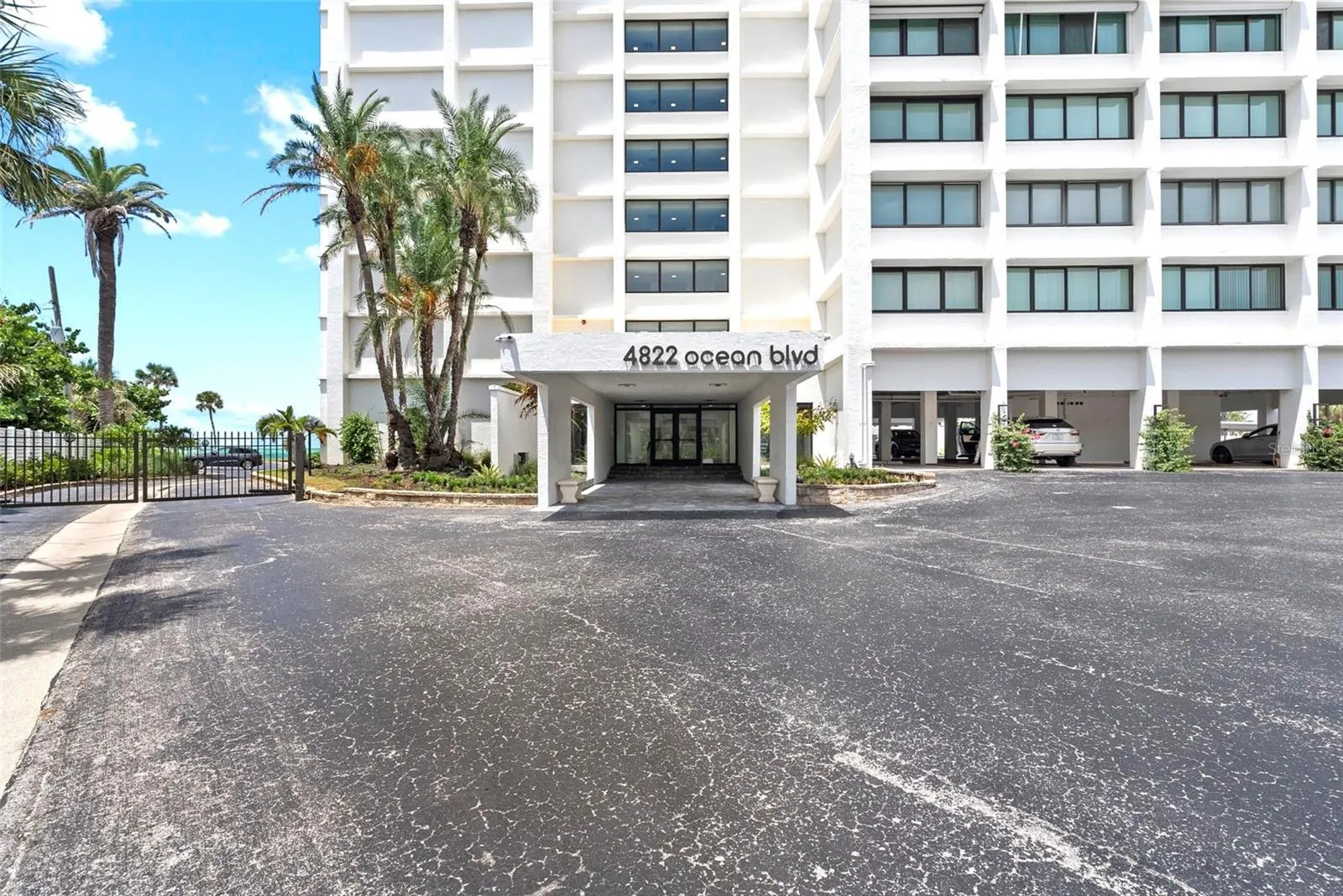 4822 OCEAN BLVD #9D, #9D