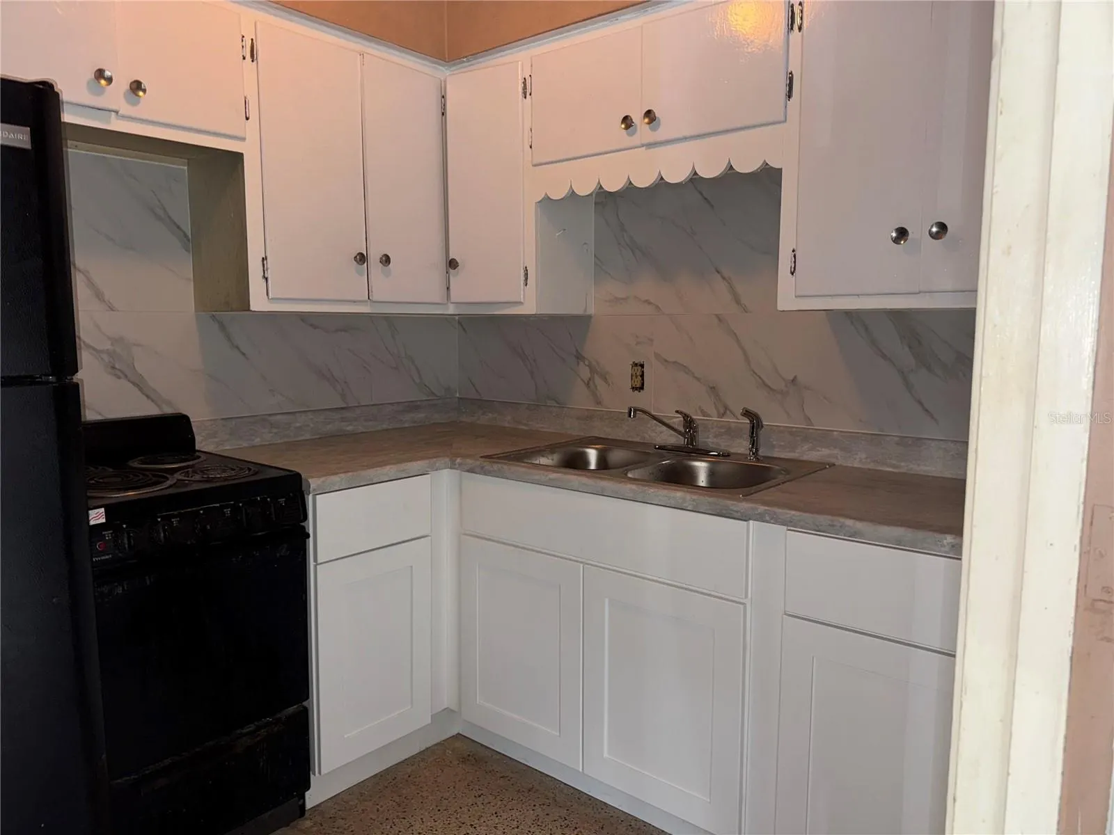 2252 MAPLE AVE #2254, #2254