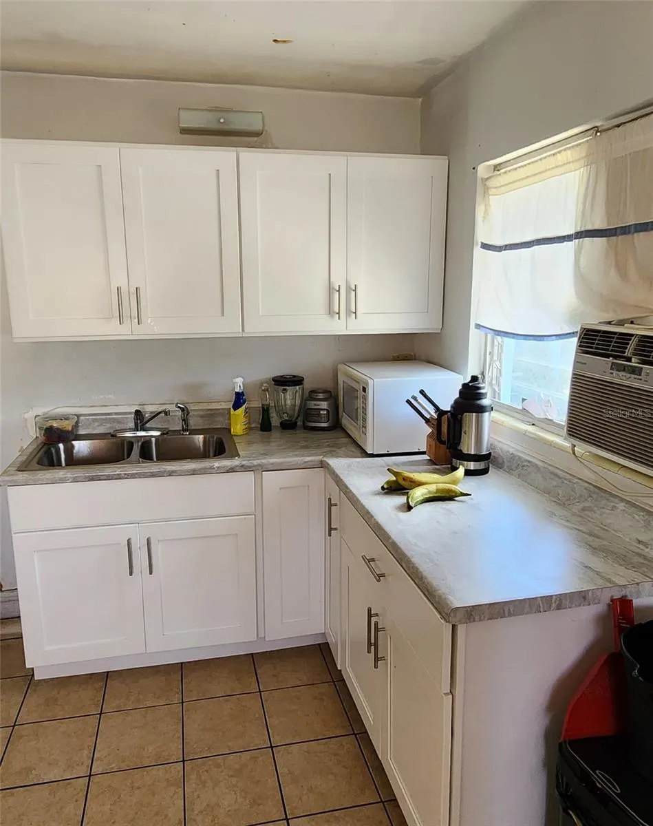 2252 MAPLE AVE #2254, #2254