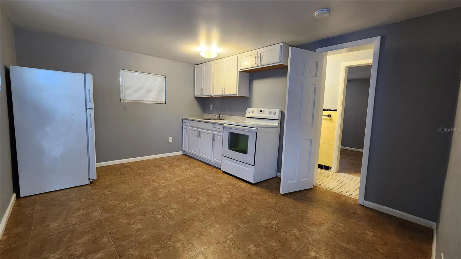 2252 MAPLE AVE #2254, #2254