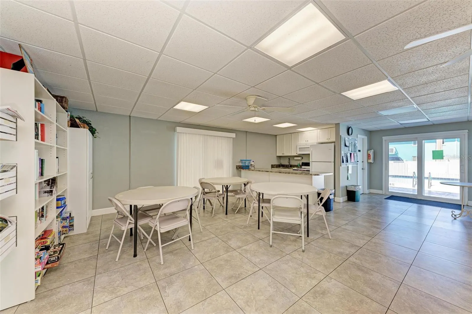 611 GULF DR N #D27, #D27