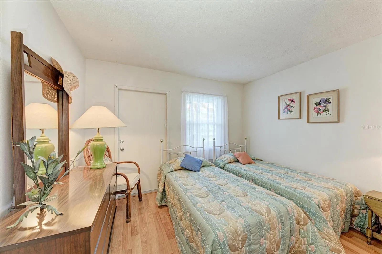 611 GULF DR N #D27, #D27