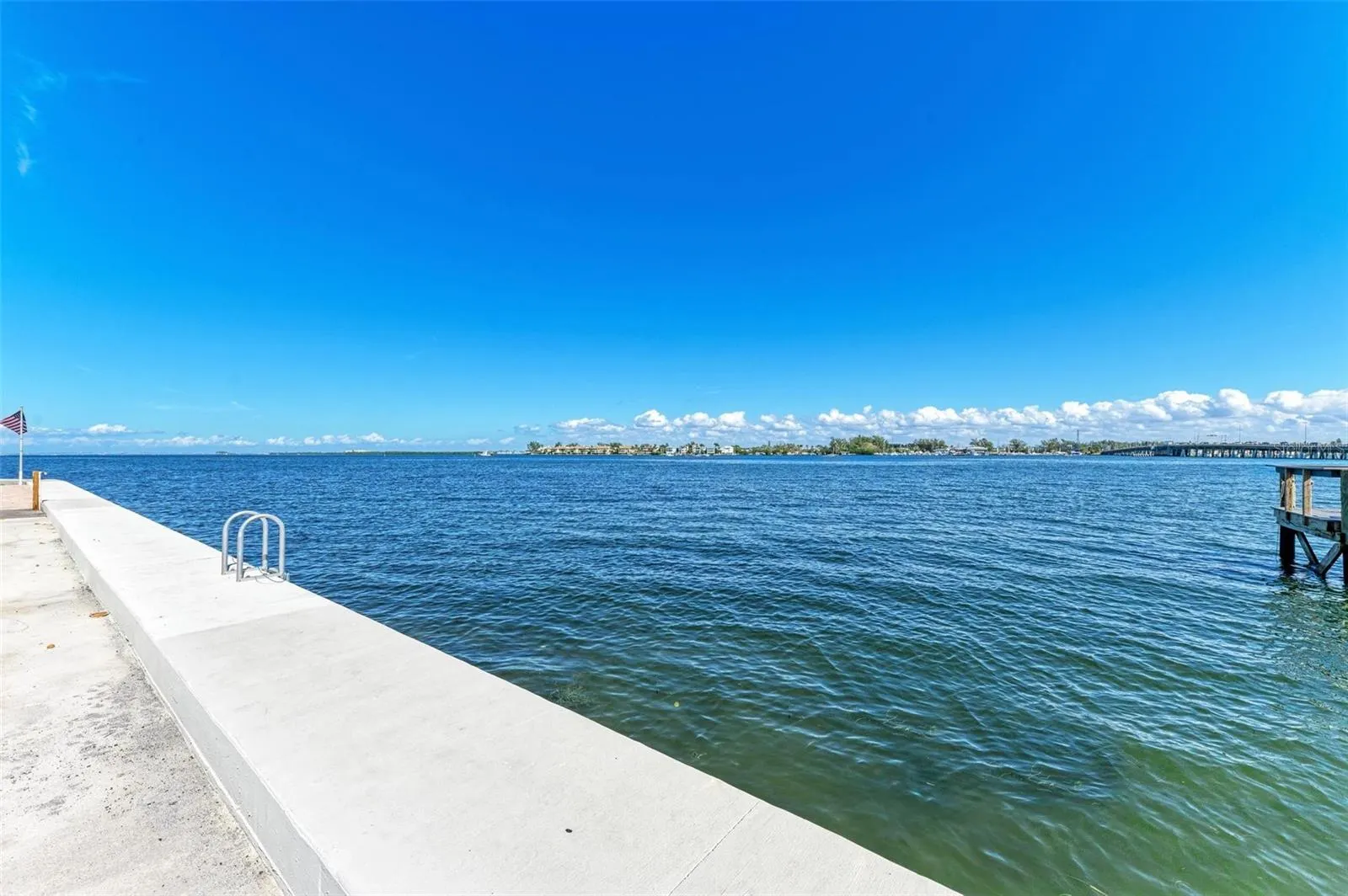 611 GULF DR N #D27, #D27