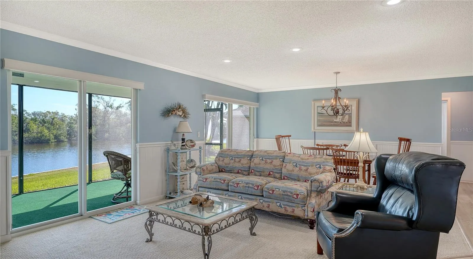 4503 CORAL LAKE DR