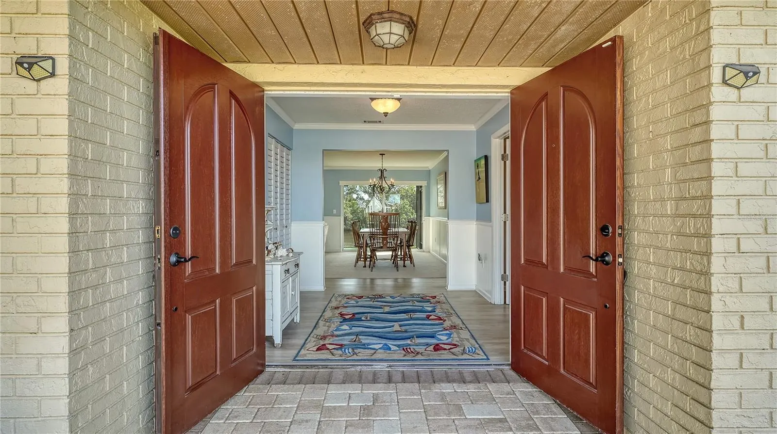 4503 CORAL LAKE DR