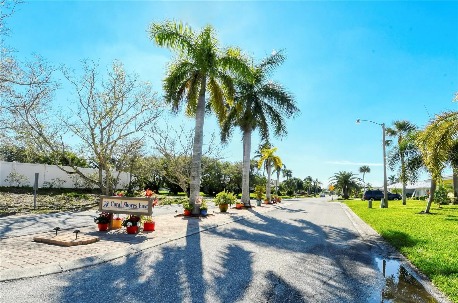 4503 CORAL LAKE DR