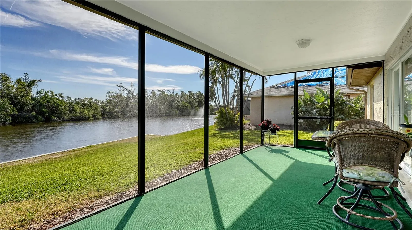 4503 CORAL LAKE DR