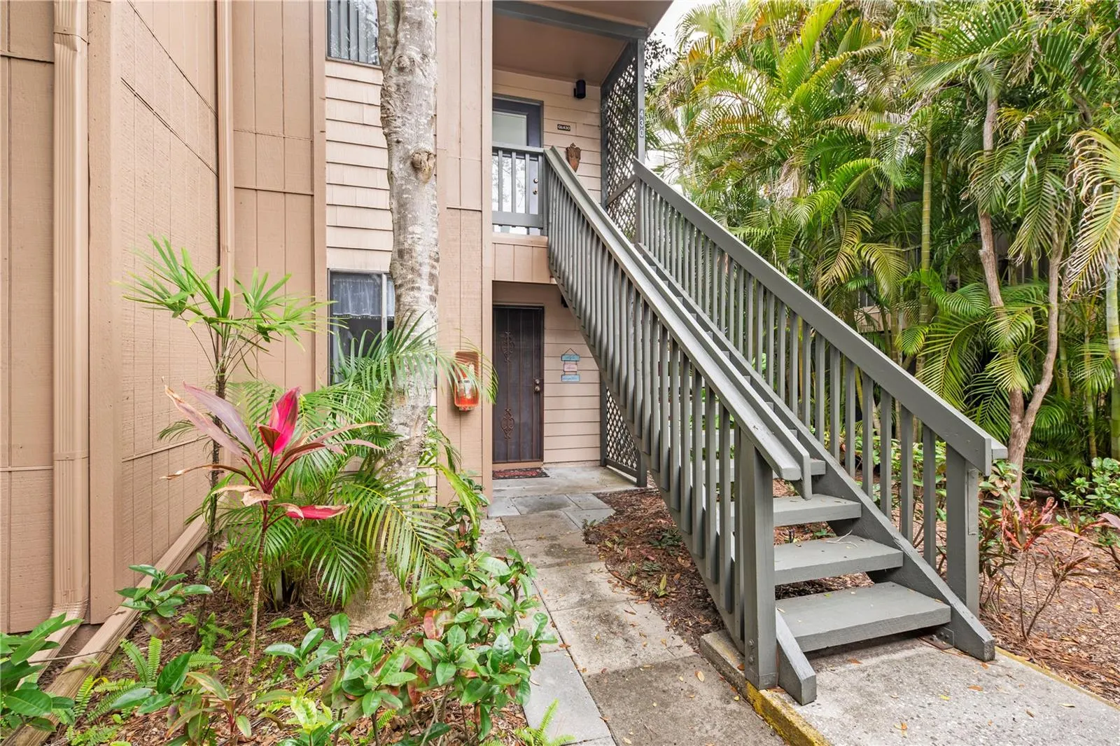 1720 GLENHOUSE DR #330, #330