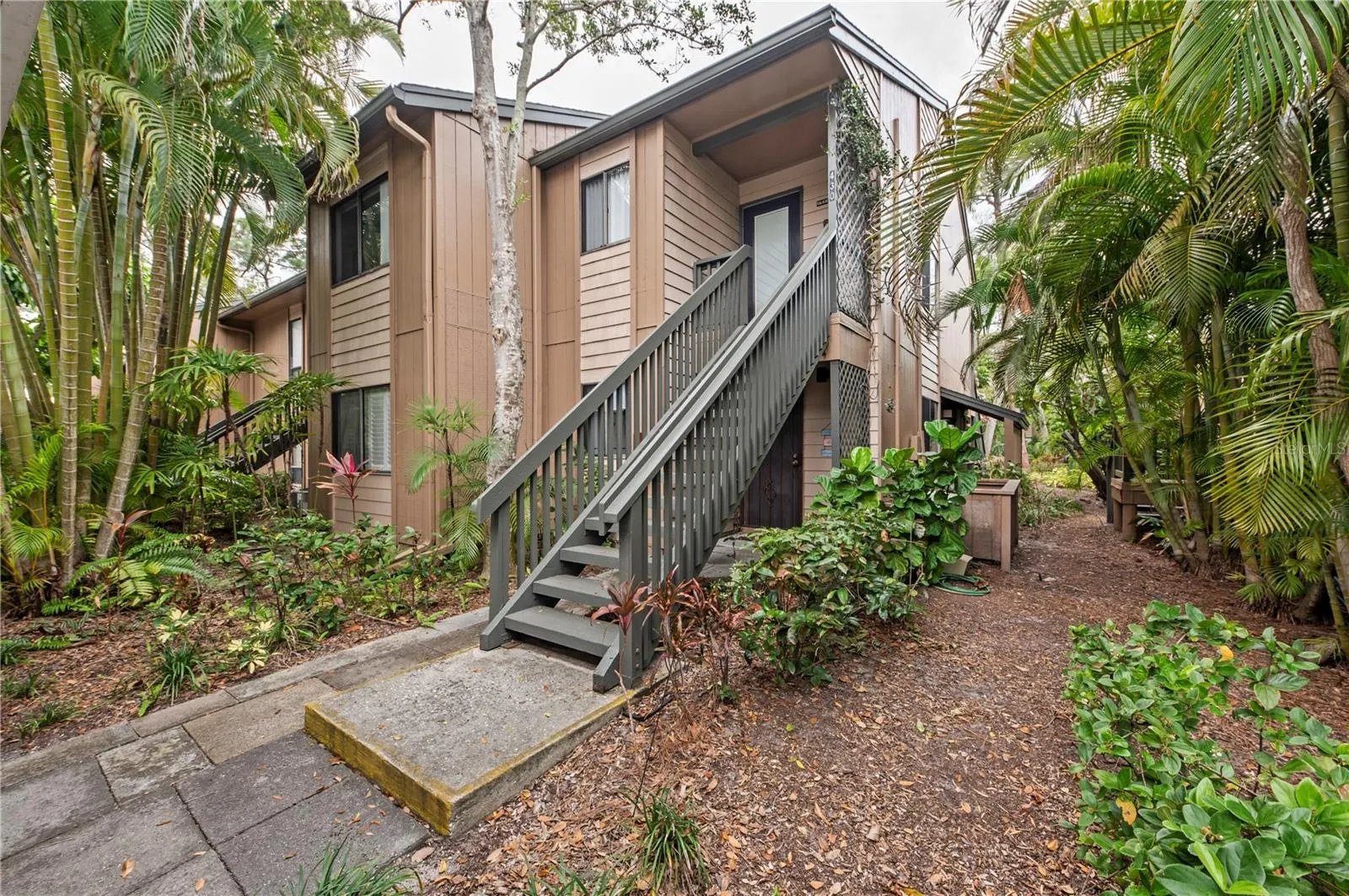 1720 GLENHOUSE DR #330, #330