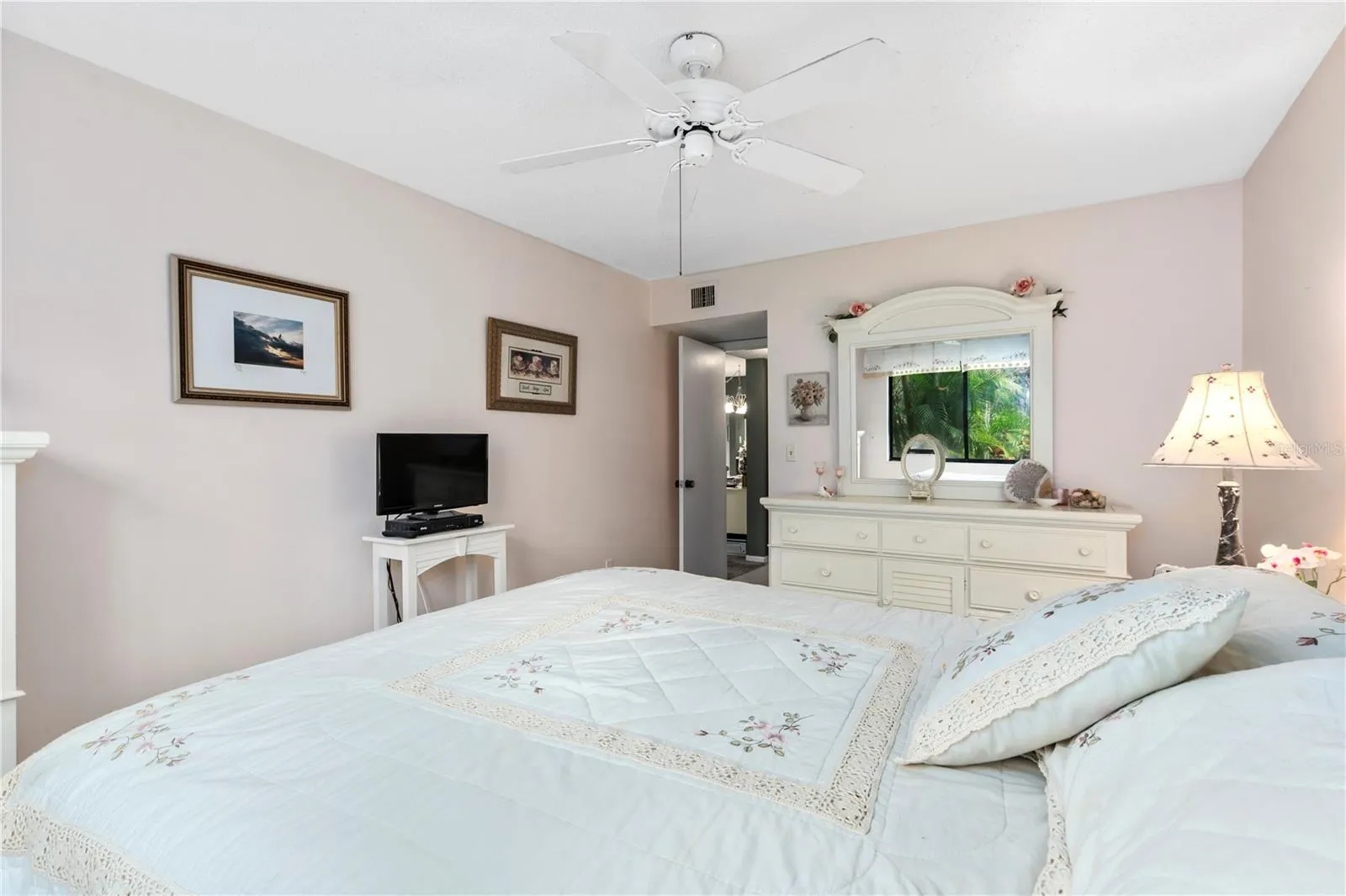 1720 GLENHOUSE DR #330, #330