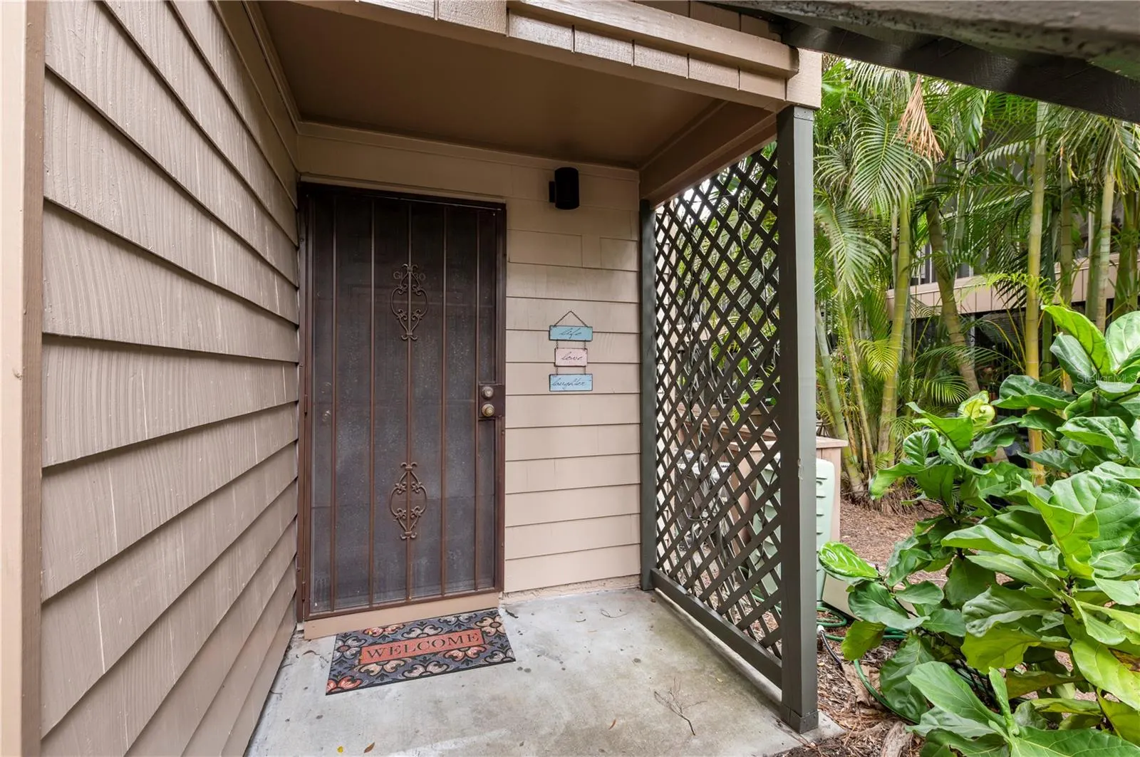 1720 GLENHOUSE DR #330, #330