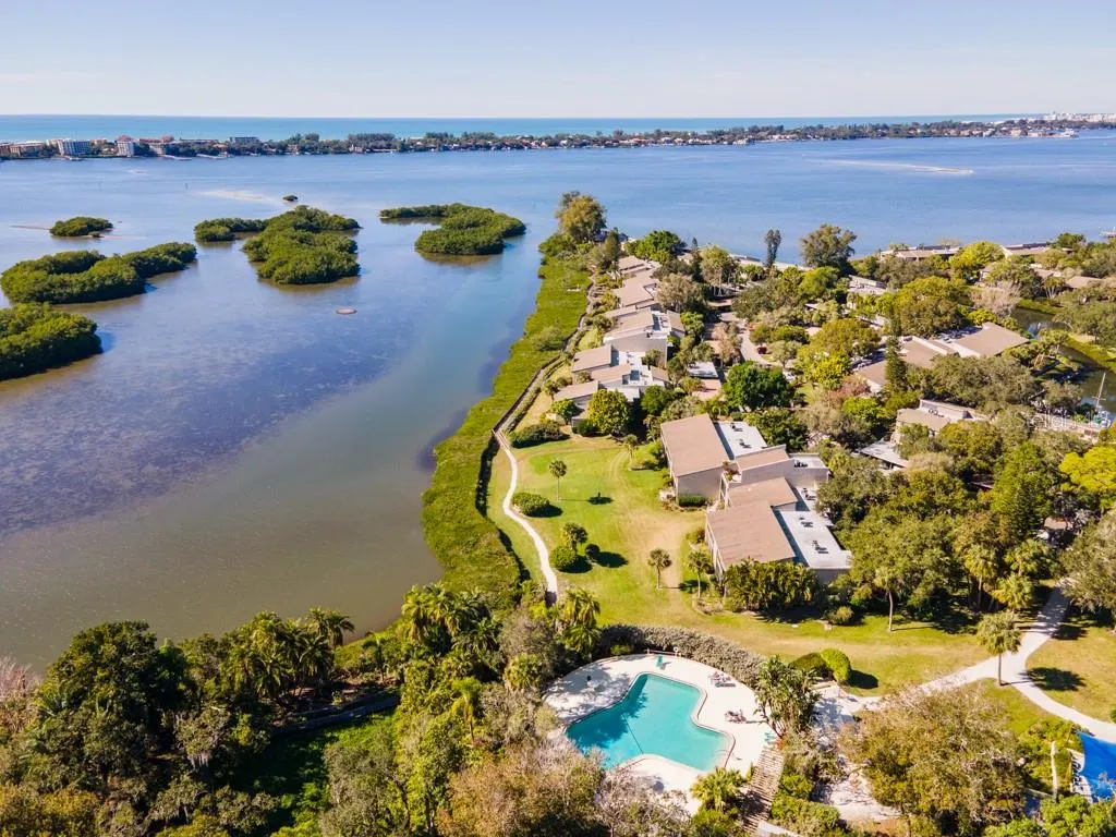 1512 PELICAN COVE RD #239, #239