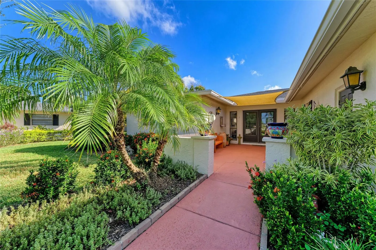 7087 FAIRWAY BEND CIRCLE