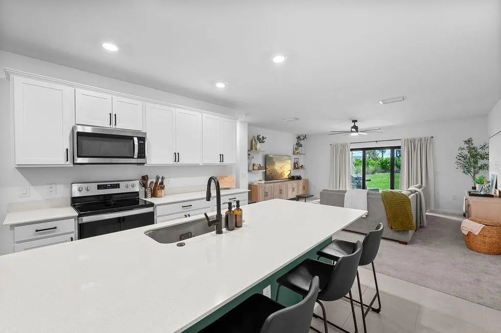 1840 VANORA LN