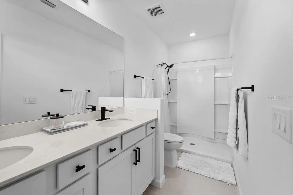 1840 VANORA LN