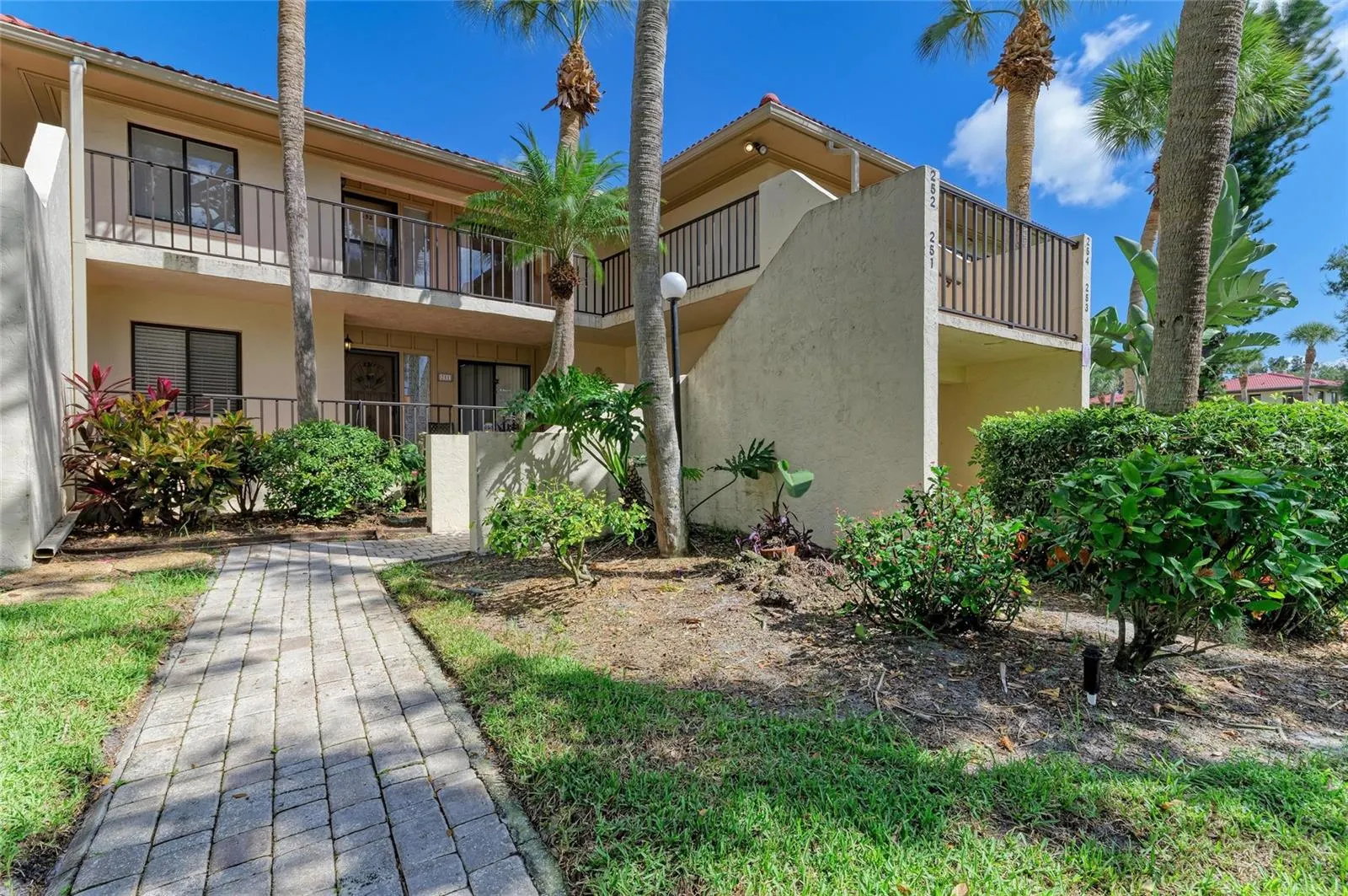 6480 WILD OAK BAY BLVD #252, #252