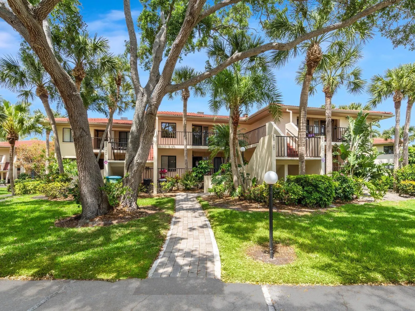 6480 WILD OAK BAY BLVD #252, #252